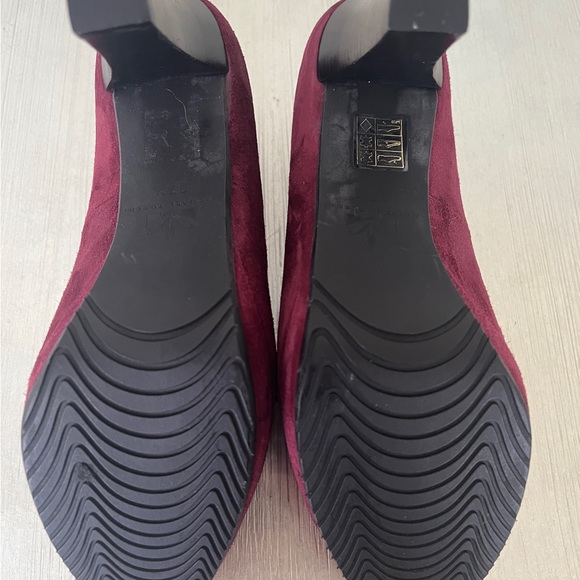 Michael Toshi Burgundy Suede with mini locks new never worn size 37.5 (7.5) - Picture 9 of 10